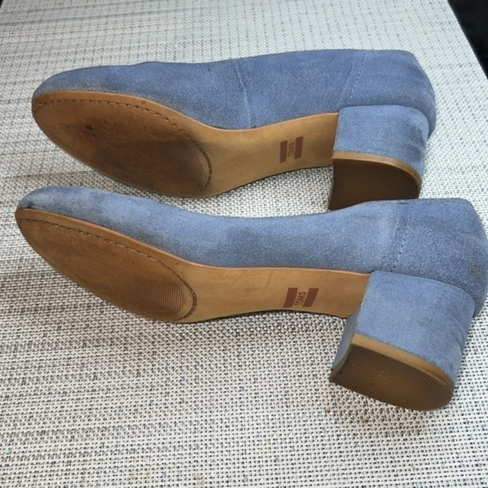 TOMS SHOES, size8W, blue suede - Picture 4 of 8